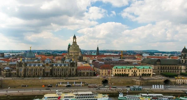 德累斯顿 2016年7月 美丽的城市空中天际线 德累斯顿是德国最受欢迎的景点 — 图库照片