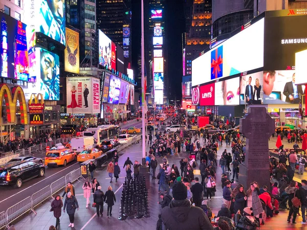 Nueva York City Nueva York Diciembre 2018 Turistas Lugareños Noche — Foto de Stock