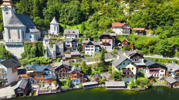 Hallstatt Rakousko Letecký Pohled Krásné Město Létající Dron Nad Jezerem — Stock fotografie