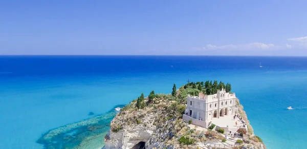 Tropea Talya Santa Maria Dell Isola Manastırı Havadan Görünümü — Stok fotoğraf