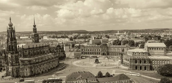 Piękny Widok Lotu Ptaka Dreźnie Okresie Letnim Altstadt — Zdjęcie stockowe