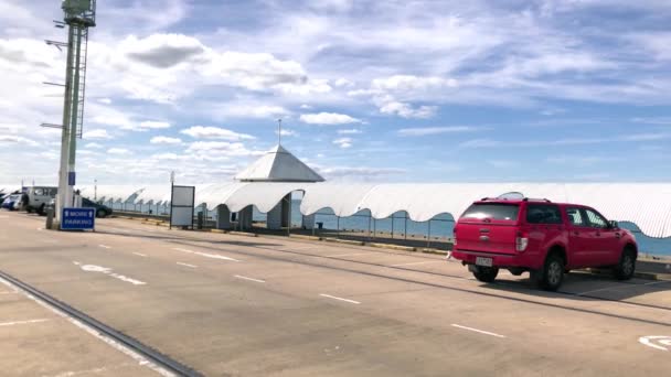GEELONG,オーストラリア – 2018年9月10日:春の有名な桟橋のパノラマビュー — ストック動画
