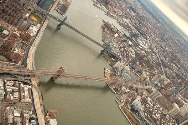 Brooklyn Manhattan Köprüleri Helikopterden New York Bakıyor New York Abd — Stok fotoğraf