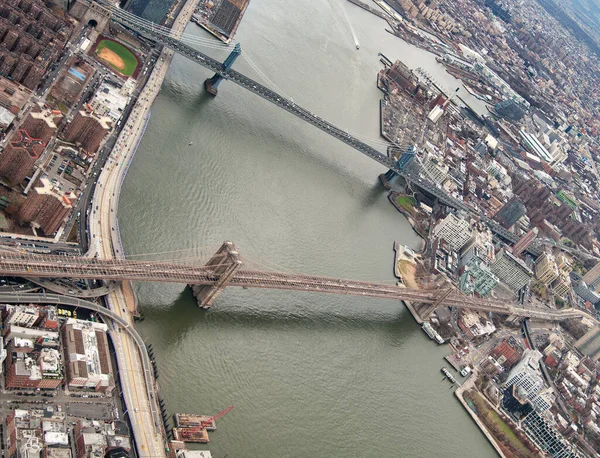 Brooklyn Manhattan Köprüleri Helikopterden New York Bakıyor New York Abd — Stok fotoğraf