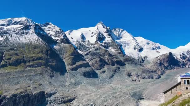 Grossglockner mountains with snow in summer season, panoramic view - Austria - Europe — Stock Video