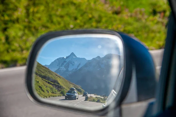 Road Mountain Peak View Car Side Mirror — Stock Photo, Image