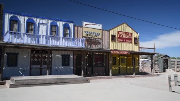 SELIGMAN, USA - JUNE 2018: Famous colorful wooden homes are a tourist attraction — Stock Video