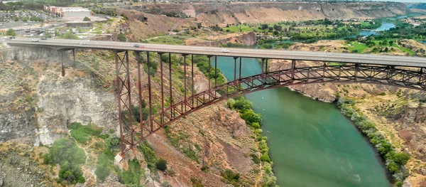 Twin Fallsissa Idahossa Perrine Memorial Silta Kaunis Kanjoni Nähtynä Drone — kuvapankkivalokuva