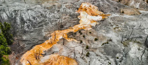 Yellowstone Mammoth Hot Springs Vue Aérienne Aérienne Des Rochers Leurs — Photo