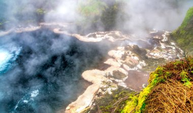 Waikite Vadisi doğal sıcak dere, Yeni Zelanda