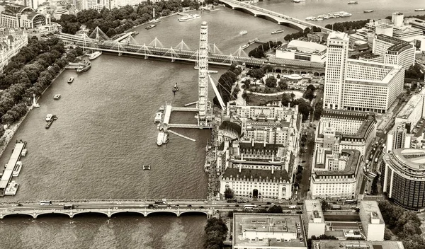 Luftaufnahme Der Skyline Von London Entlang Der Themse — Stockfoto