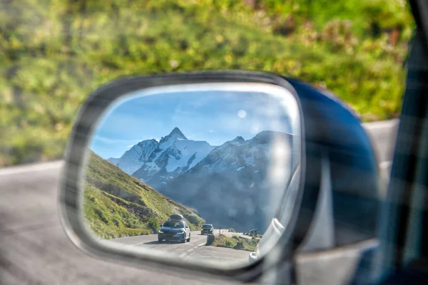 Road Mountain Peak View Car Side Mirror — Stock Photo, Image