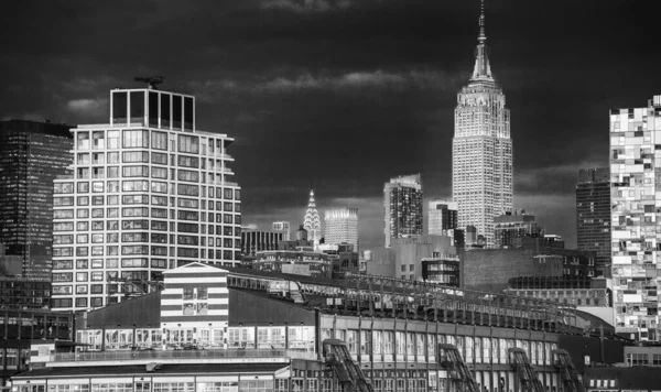 Midtown New York City Vid Solnedgången Från Färja Rörelse — Stockfoto