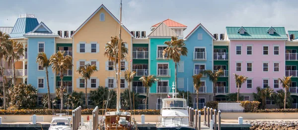 Nassau Casas Coloridas Longo Oceano — Fotografia de Stock