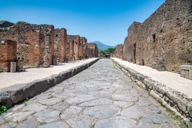 Pompei, İtalya. Yaz mevsiminde antik kalıntılar