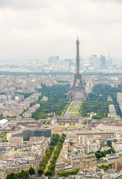 Eiffel Tower. Aerial view with cityscape — Stock Photo, Image