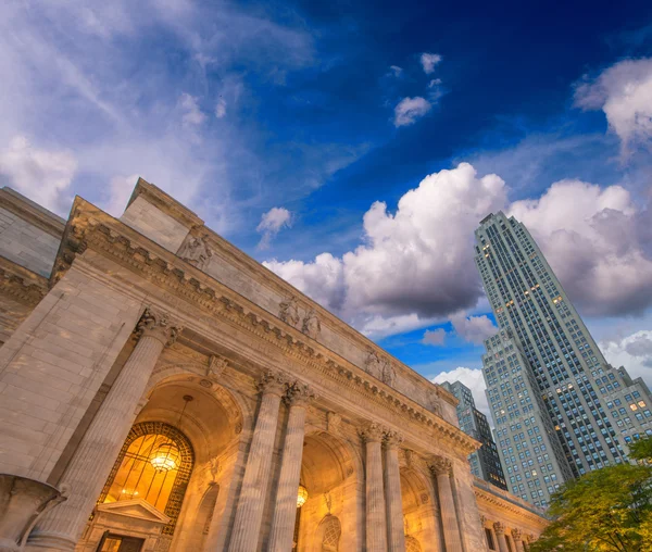 Die öffentliche Bibliothek von New York — Stockfoto