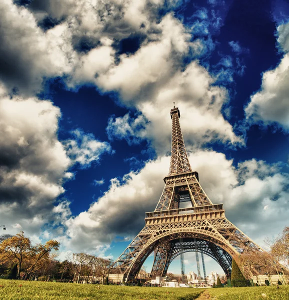 Wonderful view of Eiffel Tower — Stock Photo, Image