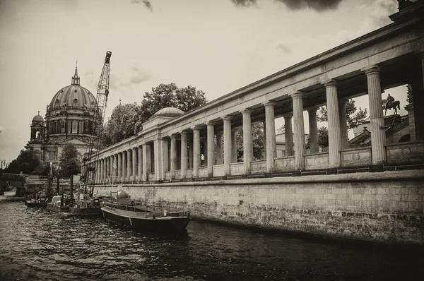 Río Spree de Berlín y lugares de interés — Foto de Stock