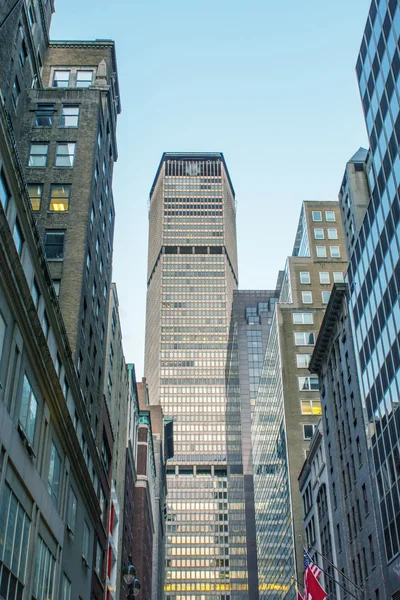 Arquitetura de Nova Iorque. Edifícios e arranha-céus da cidade — Fotografia de Stock
