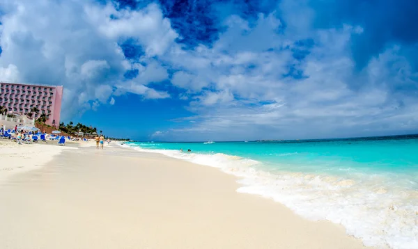 Bela frente ao mar em Nassau, Bahamas — Fotografia de Stock