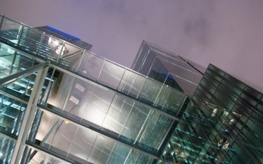 modern şehir manzarası ve gökdelenler.