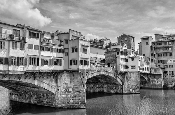 Alte Brücke in Florenz — Stockfoto