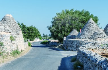 Benzersiz Trulli evleri