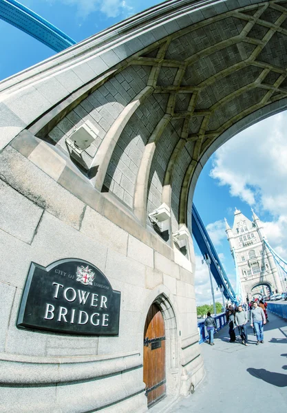 Veduta del Tower bridge — Foto Stock