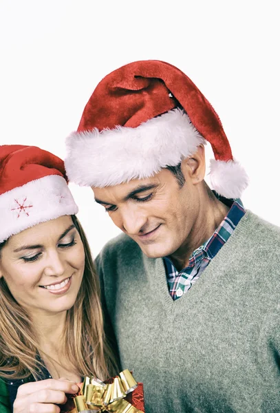 Couple avec cadeaux de Noël — Photo