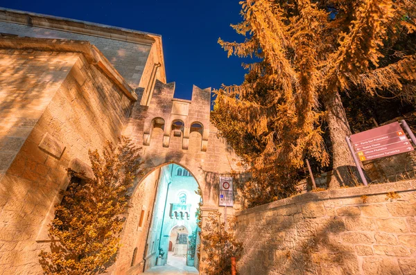 Strade ed edifici di San Marino — Foto Stock