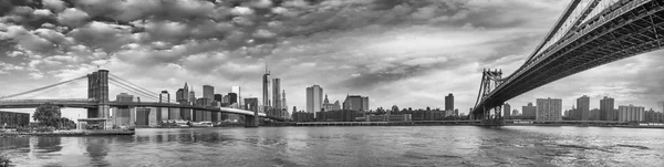 Панорамный вид на Бруклин и Манхэттен — стоковое фото