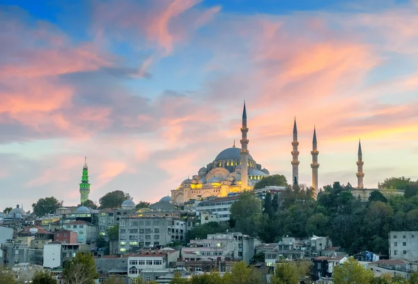 Istanbul Moschee in der Abenddämmerung — Stockfoto