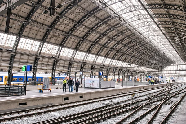 Innenraum des Hauptbahnhofs, amsterdam — Stockfoto
