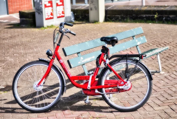 Велосипеды в стиле ретро в Амстердаме — стоковое фото