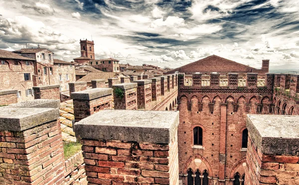 Arquitetura medieval de Siena — Fotografia de Stock