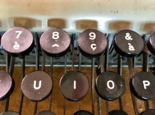 Vieja máquina de escribir vista —  Fotos de Stock