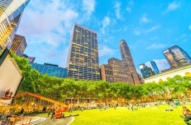 New York'taki Bryant Park ışıkları