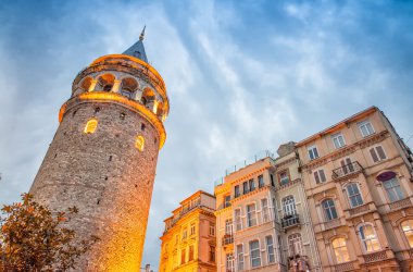 Çarpıcı yapı Galata Kulesi, Istanbul