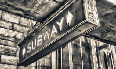 New York Metro eski işareti