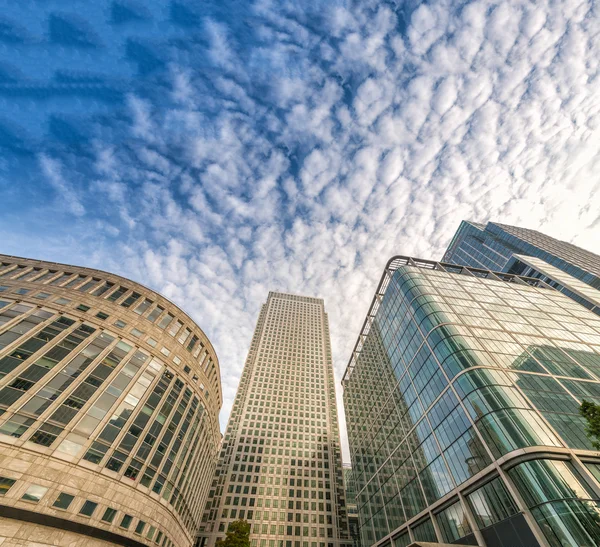 Skyline di Canary Wharf, quartiere degli affari di Londra — Foto Stock