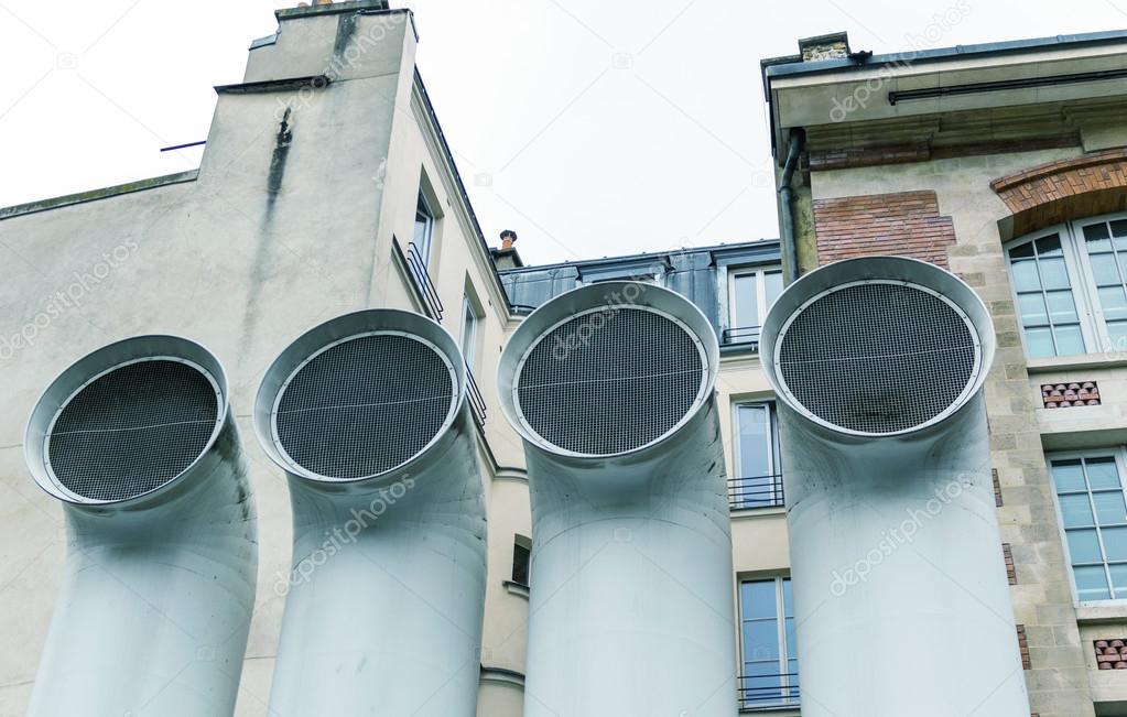 Pompidou museum's Pipes.