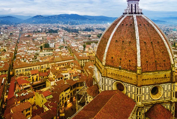 Rooftop view of medieval Duomo cathedral — Stock Photo, Image