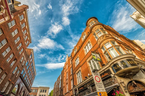 Prédios da cidade velha em Londres — Fotografia de Stock