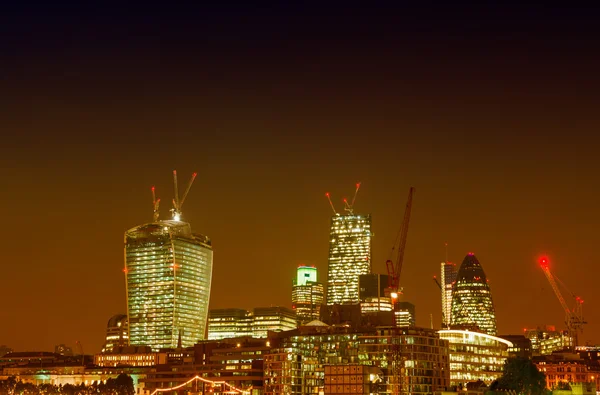 London skyscrapers at night — ストック写真