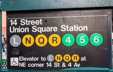 Union Square metro istasyonu işareti, New York