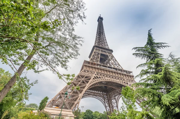 パリ 空夕日の色とエッフェル塔の美しい景色 ストック写真 C Jovannig