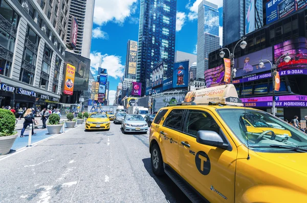 Taxík v městské ulici, New York — Stock fotografie