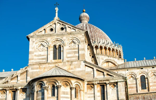 Dettaglio della Cattedrale in Piazza dei Miracoli — Foto Stock
