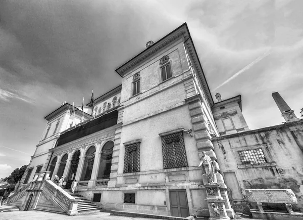 Galleria Borghese en Villa Borghese city park — Foto de Stock